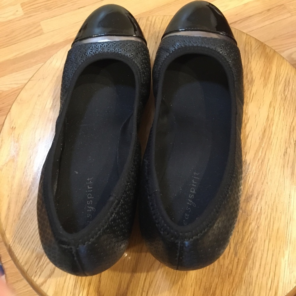 Easy Spirit  Shoes Size 8  in great condition - Picture 3 of 4